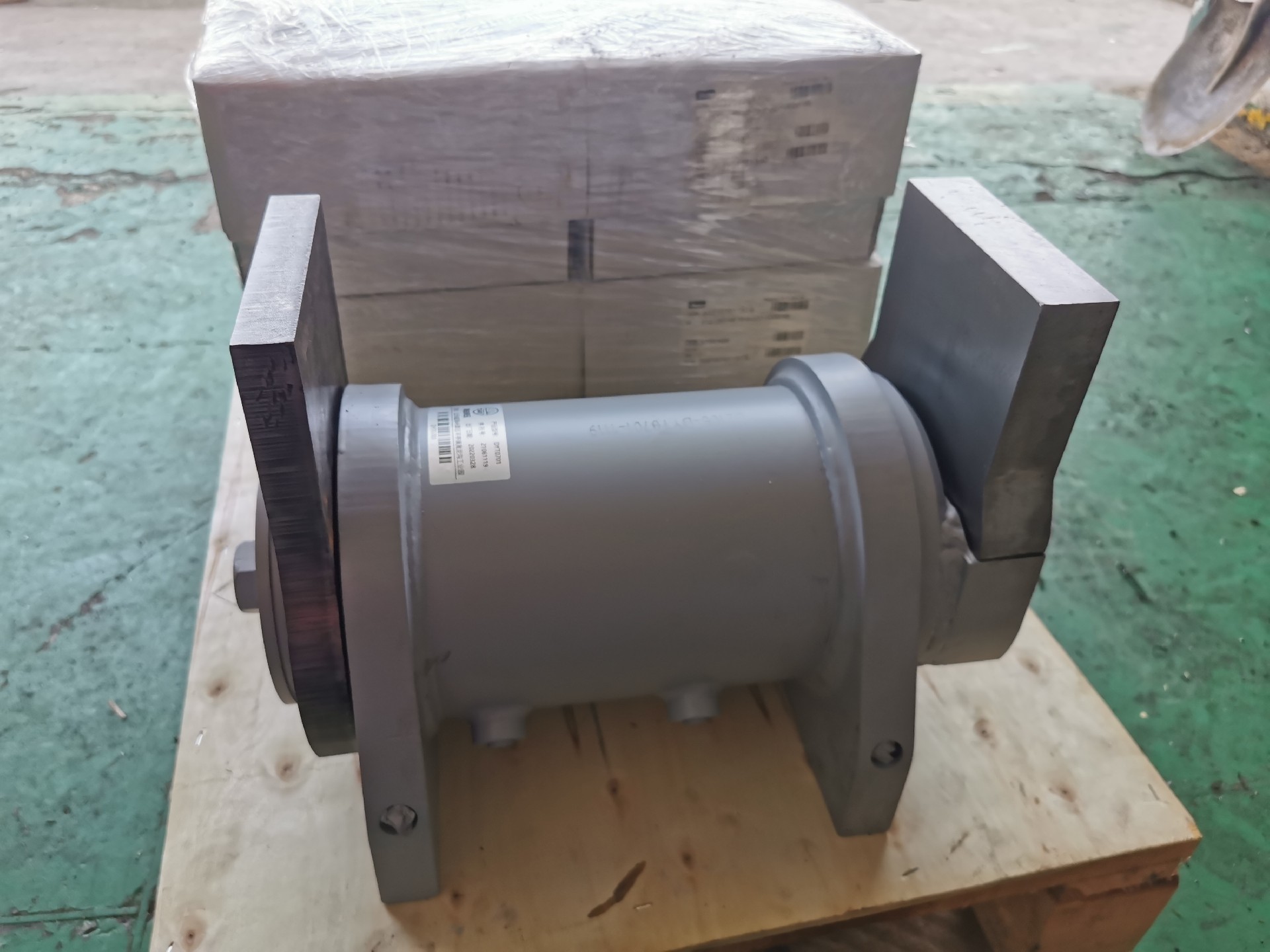 Hydraulic Tilt Actuators