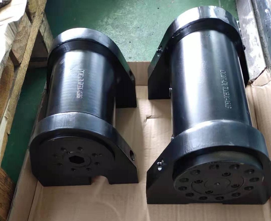 Hydraulic Tilt Actuators